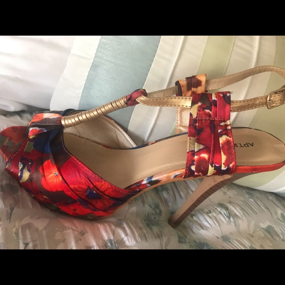 Apt9 strap heels